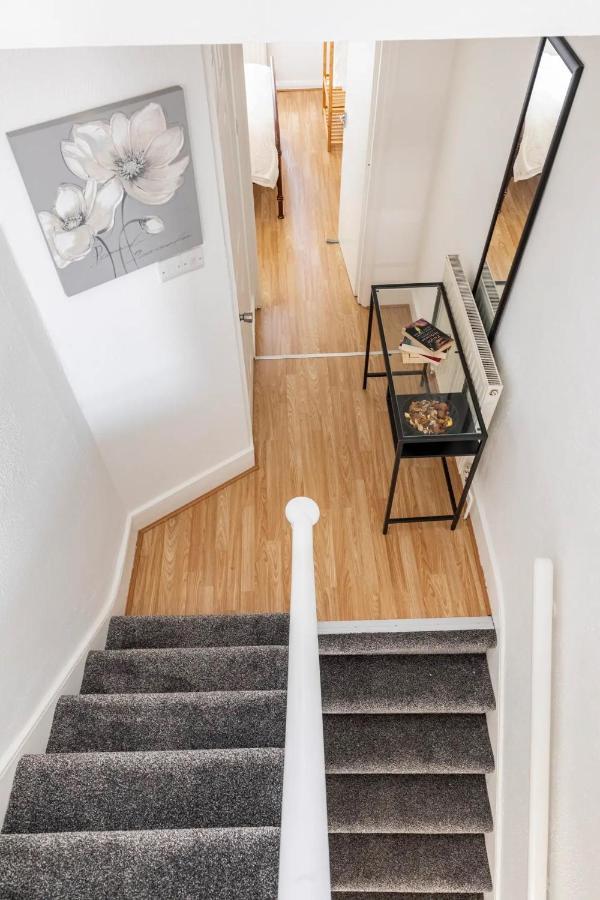 Large, Bright And Spacious 3 Bed Flat In London Exteriör bild
