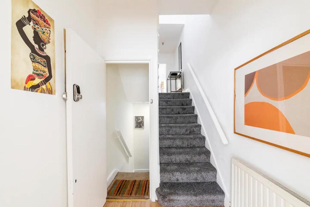 Large, Bright And Spacious 3 Bed Flat In London Exteriör bild