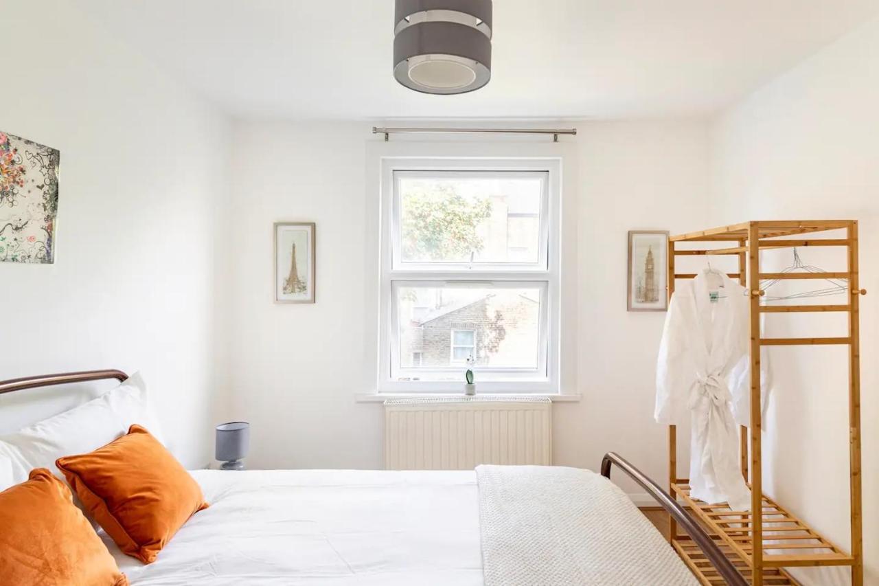 Large, Bright And Spacious 3 Bed Flat In London Exteriör bild
