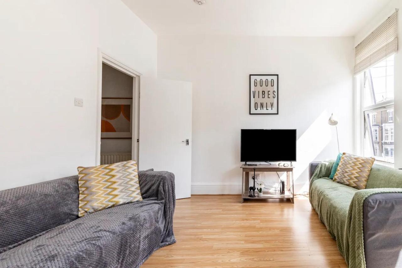 Large, Bright And Spacious 3 Bed Flat In London Exteriör bild
